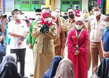 Pemkot Bandar Lampung Akan Suntik Vaksin Para Penggendara yang Melintas di Lampu Merah