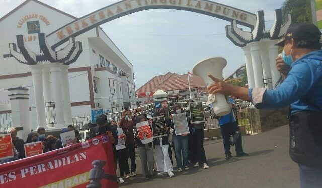 Jurnalis Lampung Tuntut Terdakwa Pengeroyok Wartawan Tempo Nurhadi Dihukum Setimpal