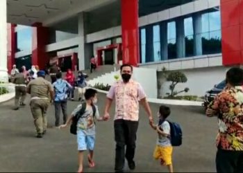 Gempa Banten Terasa di Bandar Lampung, Warga Berteriak Histeris ke Luar Gedung