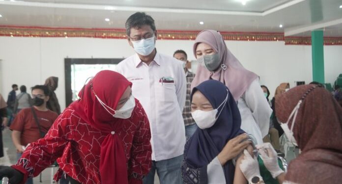 Unila Targetkan 1.000 Warga Kampus Terima Vaksinasi Booster