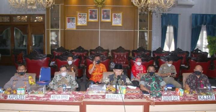 Bupati Lampura Targetkan Akhir Maret 2022 , Vaksinasi Dosis 2 Capai 70 Persen