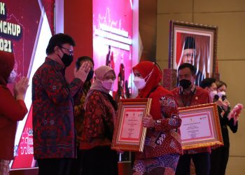 Kota Bandar Lampung Raih Penghargaan Predikat Pelayanan Prima dari Kemenpan RB