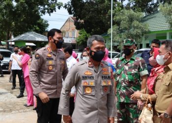 Wakapolda Lampung Tinjau Vaksinasi Massal di Sekolah MIN 3 Kotabumi Lampung Utara