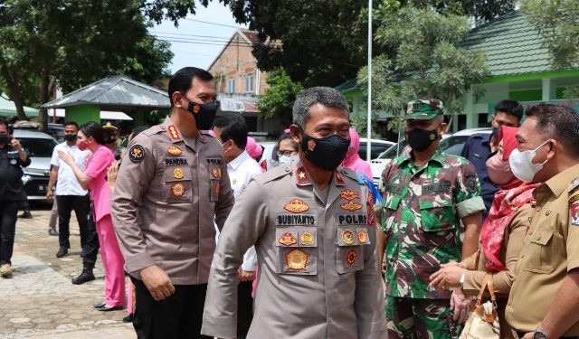 Wakapolda Lampung Tinjau Vaksinasi Massal di Sekolah MIN 3 Kotabumi Lampung Utara