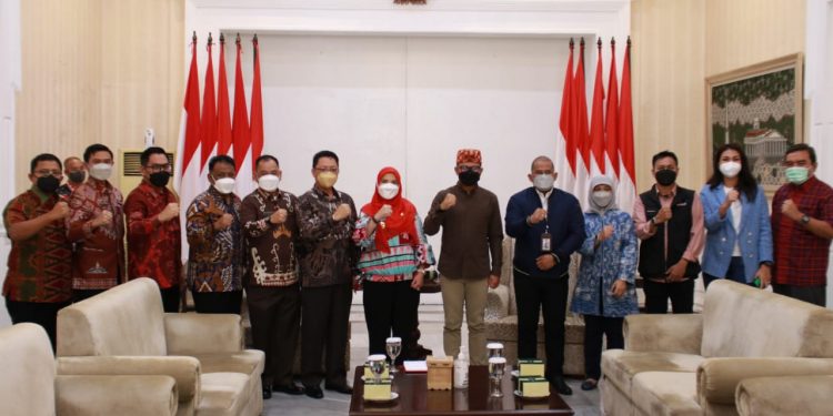 Walikota Bandar Lampung Eva Dwiana dan Walikota Bogor Bima Arya Bahas Persiapan APEKSI