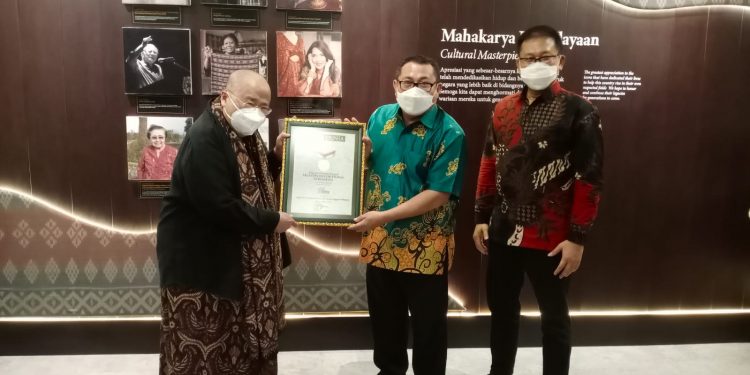 Jumlah Anggota Terbesar, SMSI Raih  Rekor MURI