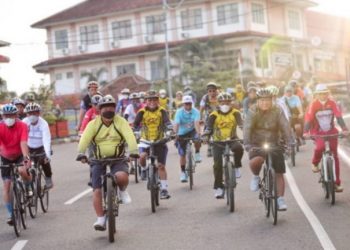 Jaga Imunitas Tubuh, Gubernur Arinal dan Pejabat Pemprov Lampung Berolahraga Sepeda Santai