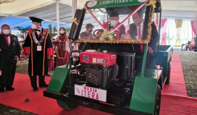 CEPOV ITERA-1 Mobil Desa Berbahan Bakar Minyak Sawit Murni