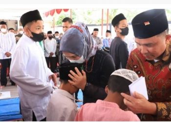 Sambut  Ramadhan, Bupati Lampung Barat Parosil Gelar Pengajian Akbar