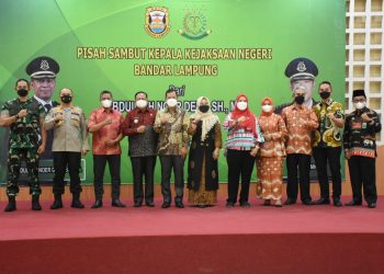 Walikota Eva Dwiana : Membangun dan Memajukan Kota Bandar Lampung Butuh Kerjasama Kejari