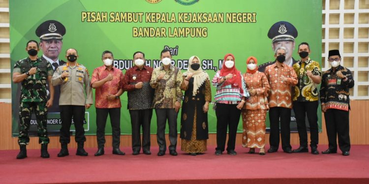 Walikota Eva Dwiana : Membangun dan Memajukan Kota Bandar Lampung Butuh Kerjasama Kejari