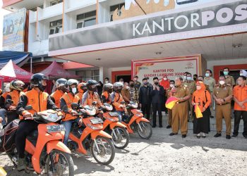 Gubernur Arinal Serahkan BLT Minyak Goreng dan Sembako Untuk 687.090 Keluarga