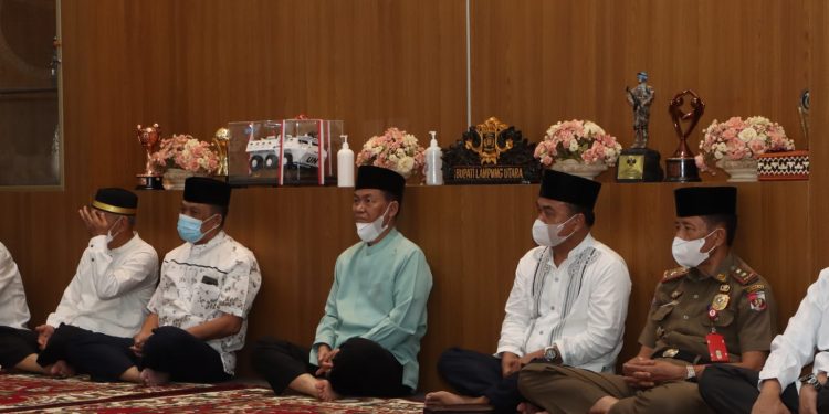 Peringati Nuzulul Qur’an, Bupati Lampung Utara Ajak Masyarakat Tingkatkan Iman dan Ketaqwaan