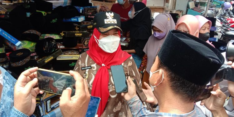 Permudah Pemudik, Walikota Door to Door Vaksin Booster ke Pasar Tengah