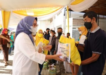 Ketua TP. PKK Provinsi Lampung Laksanakan Program Beli dan Bagi