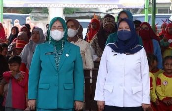 Ketua TP-PKK Lampung Utara Lantik TP-PKK se-Kecamatan Kotabumi Utara