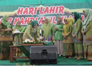 Wagub Chusnunia Bersama Riana Sari Arinal Hadiri Harlah Muslimat NU ke- 76 di Pringsewu