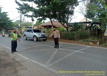 Hati – Hati ! , Jalan Di Seputar Sepang Jaya Labuhan Ratu Bandar Lampung Amblas