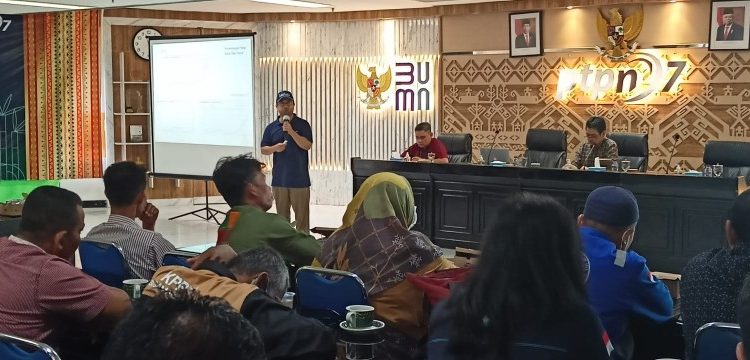 Petani Mitra PTPN VII Minati Program “Makmur” Pupuk Indonesia
