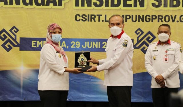 Kepala BSSN Letjen TNI Purn. Hinsa Siburian dan Wagub Chusnunia Launching Tim Tanggap Insiden Keamanan Komputer