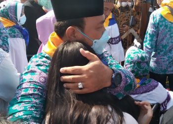 Isak Tangis Keluarga Lepas Jamaah Haji Lampung