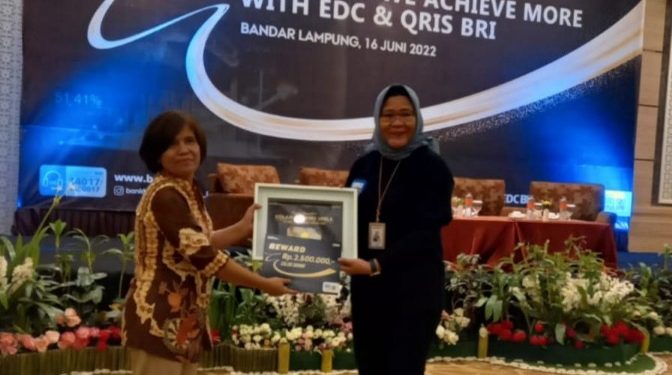 Kolam Renang Unila Raih Best Sales Volume QRIS BRI