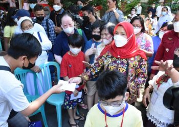 PDKI Keuskupan Tanjungkarang Gelar Khitanan Massal, Walikota Beri Tali Asih