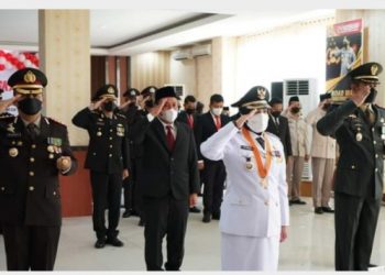 Walikota Eva Dwiana  Hadiri Upacara HUT Bhayangkara Ke-76