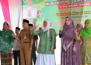 Wagub Chusnunia Hadiri Pengajian Akbar Triwulanan Muslimat NU Lampura