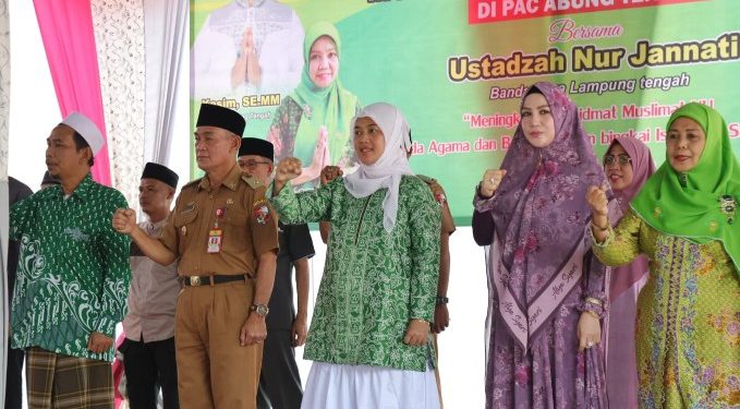 Wagub Chusnunia Hadiri Pengajian Akbar Triwulanan Muslimat NU Lampura
