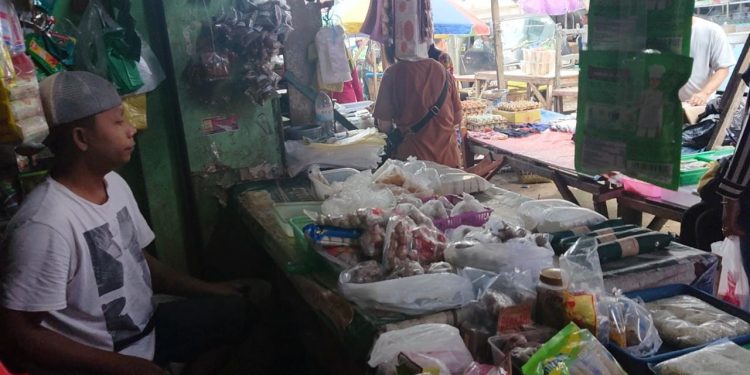 Harga Telur Naik, Pedagang Gintung Tuding Karena PKH
