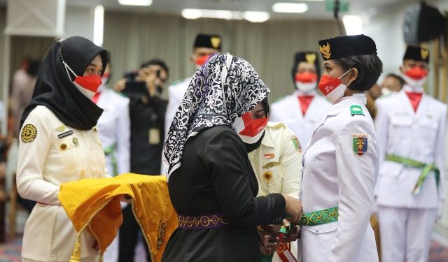 Wagub Chusnunia Chalim Kukuhkan Paskibraka  Lampung 