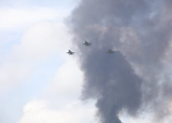 Gubernur Arinal dan Kasau Marsekal TNI Fadjar Prasetyo Saksikan Latihan tempur Jalak Sakti