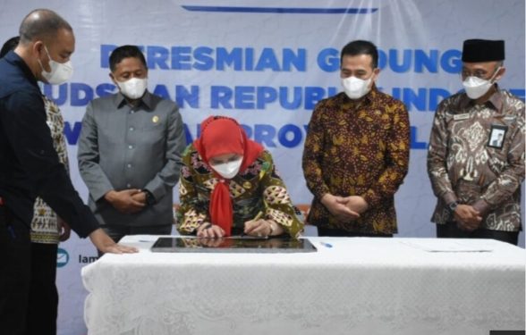 Walikota Bandar Lampung  Eva Dwiana Resmikan Gedung Kantor Ombudsman