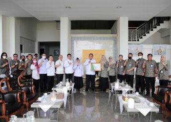 Aktif Optimalkan Program JKN-KIS, Gubernur Lampung Terima Penghargaan dari BPJS