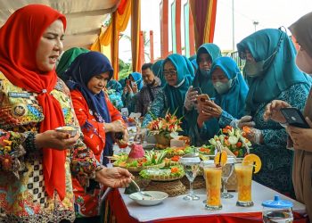 Emak-Emak Bandar Lampung Olah Penganan dari Umbi-Umbian Mencegah Stunting