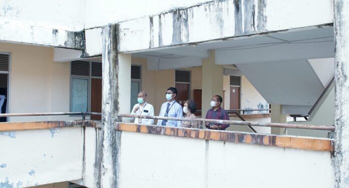 Warek BUK Unila Tinjau Recana Renovasi Rusunawa