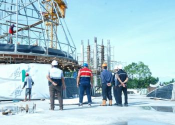 Wakil Rektor Unila Tinjau Pembangunan Masjid Al Wasii dan Laboratorium Kimia