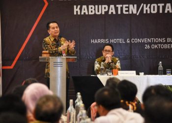 Tim Kemendagri ke Jawa Timur Lakukan Monev dan Asistensi Realisasi APBD Serta Penanganan Inflasi