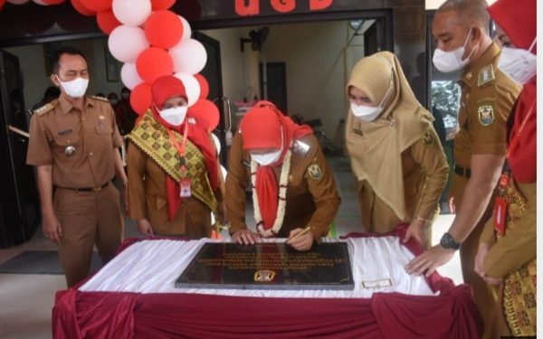 Resmikan Dua Puskesmas Rawat Inap, Walikota  Minta Nakes Mengedepankan keramahan