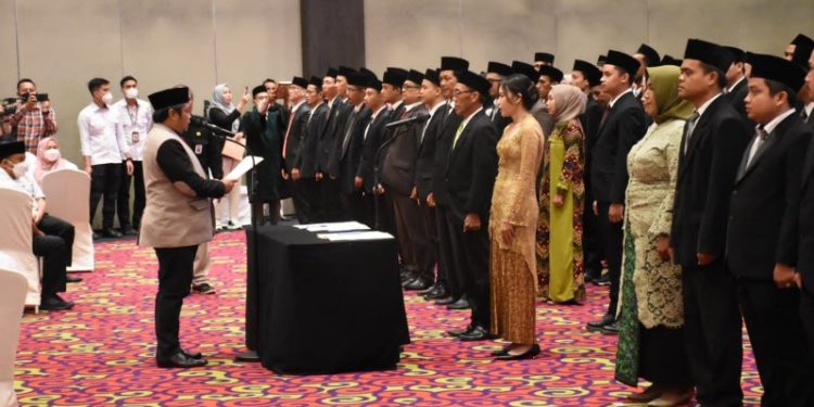 KPU Bandar Lampung Lantik 100 PPK, Walikota Eva Berharap Pemilu 2024 Berjalan Baik