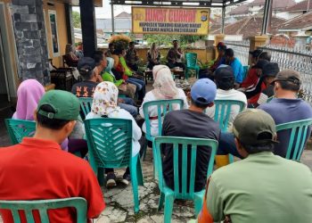 Polsek Tanjungkarang Barat Gelar Jumat Curhat Bersama Warga Kelurahan Durian Payung