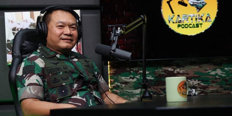 Kasad Jenderal TNI Dudung Apresiasi Ekspedisi Geopark Kaldera Toba SMSI