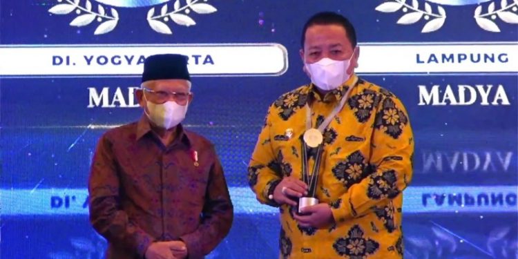 Gubernur Arinal Djunaidi Raih KPPU Award 2023 Kategori Kemitraan Tingkat Daerah