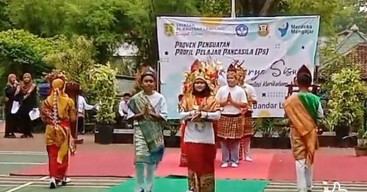 Siswa SMP Al Kautsar Tampilkan Seni Budaya Lampung Dalam P5