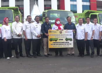 Terima Bantuan Truk Sampah dan Truk Tinja, Walikota Eva Ajak PT Bukit Asam Berkolaborasi Dalam Pengelolaan Sampah
