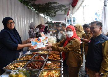 Walikota dan BPOM Pastikan Takjil di Bandar Lampung Aman Dikonsumsi