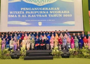 SMA Al Kautsar Sematkan Wiyata Paripurna Kepada 347 Lulusan