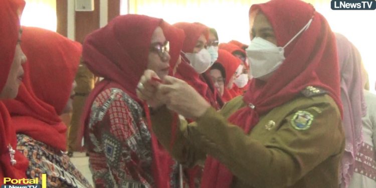 Kukuhkan Relawan Sapa, Walikota Eva Minta Sosialisasikan Kelurahan Ramah Perempuan dan Anak