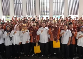 Gubernur Lepas Kontingen Provinsi Lampung Ikuti Pekan Nasional KTNA XVI di Padang